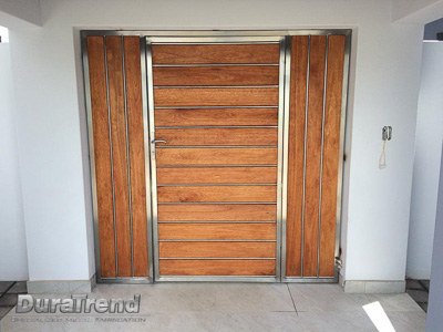 Stainless steel and wood gate combo