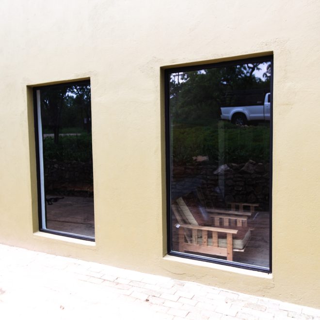 Argitectual custom Steel design window - Eloff Guesthouse and Gallery